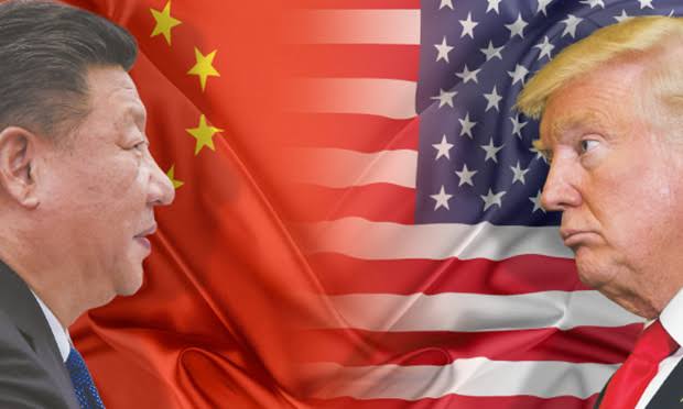 Trump Ayaa Dhimaya Cashuuraha China Saaran Kahor Wadahaddalada Toddobaadkan